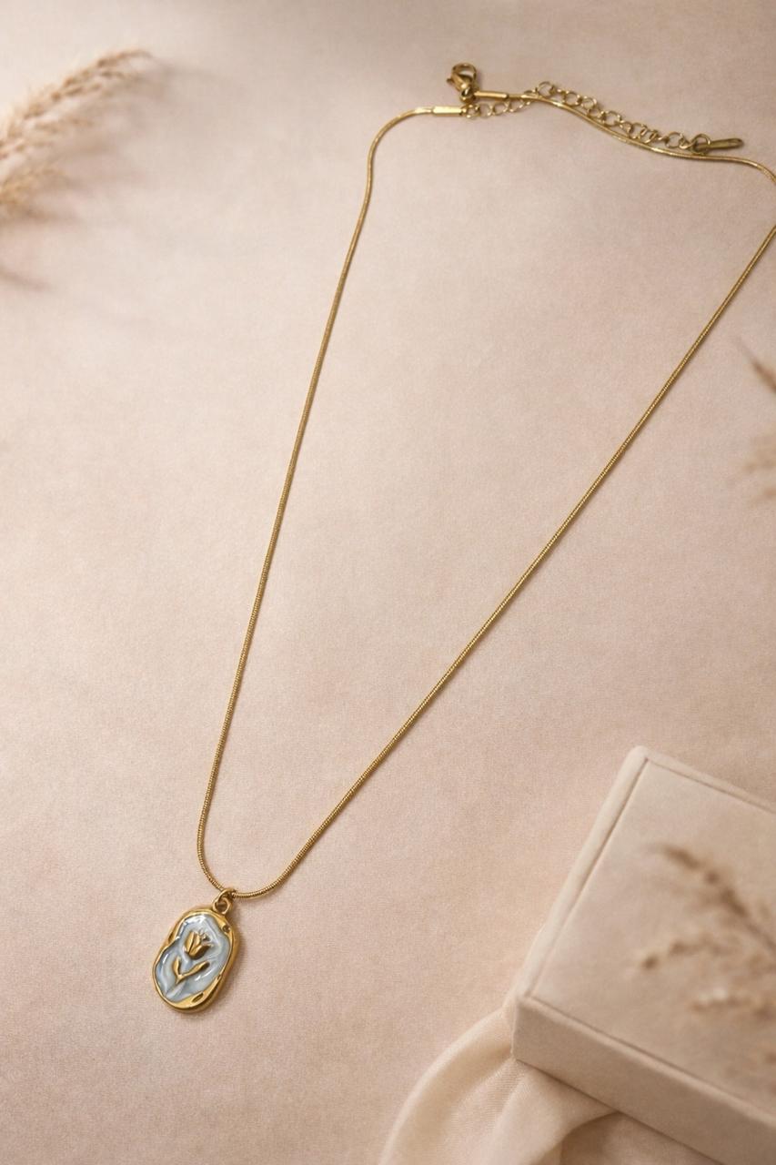 Eliora Floral Pendant Necklace